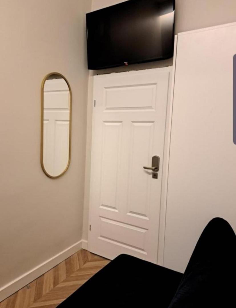 Kopernik Premium Rooms Apartment Torun Phòng bức ảnh